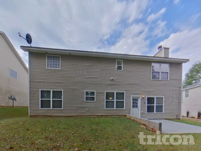 Building Photo - 4247 Arnolds Mill Overpass