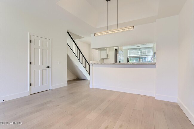 Building Photo - 3930 W Monterey St