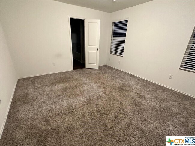 Building Photo - 108 Guardian Angel Ct