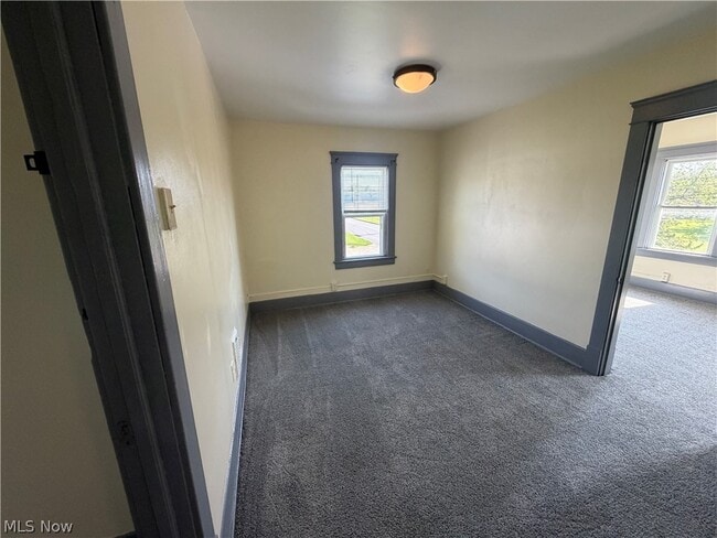 Building Photo - 322 Pratt St