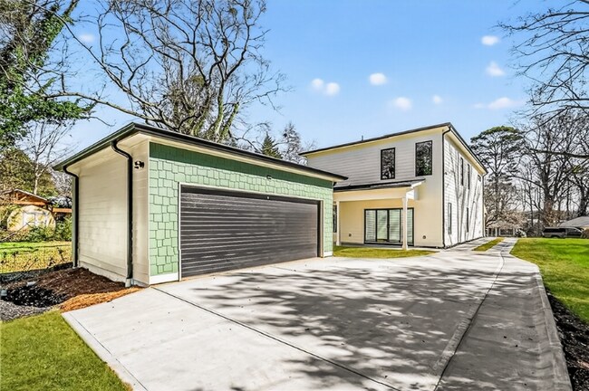 Building Photo - 1273 Danner St SE