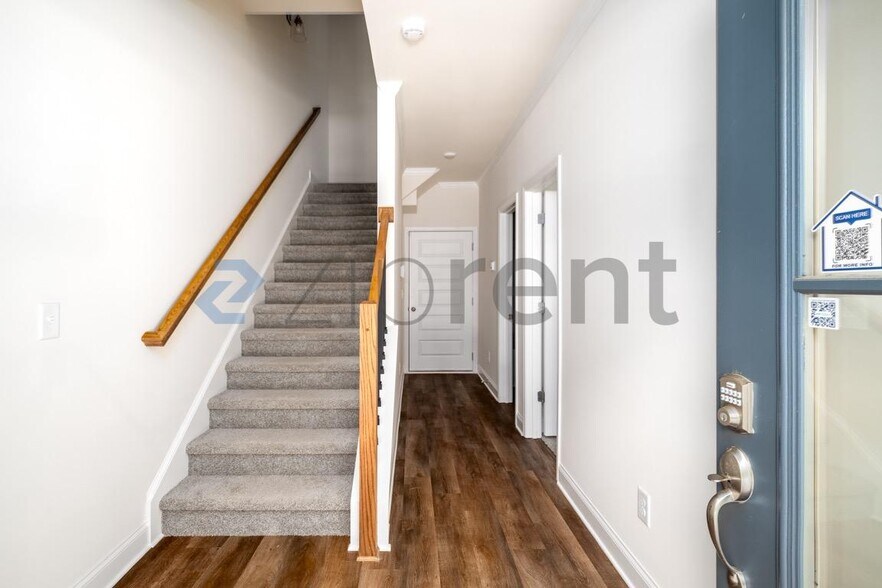 Building Photo - Unit Unit 4