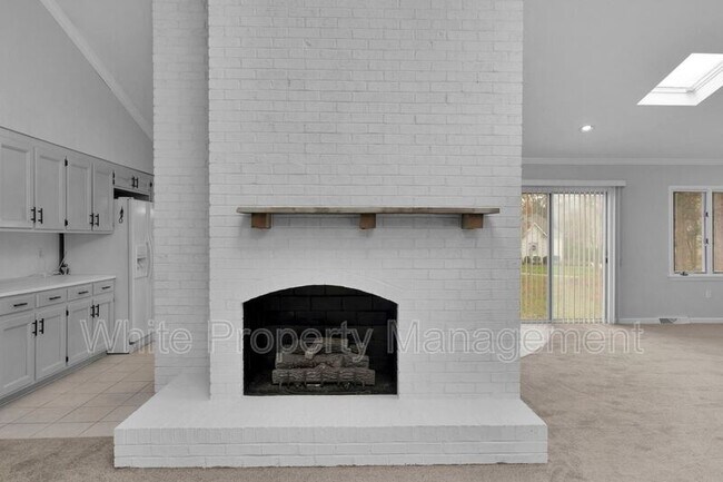 Building Photo - 1116 Reverdy Ln