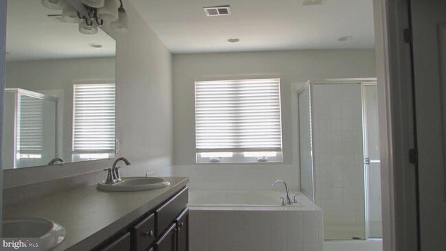 Building Photo - 20776 Brunswick Ln