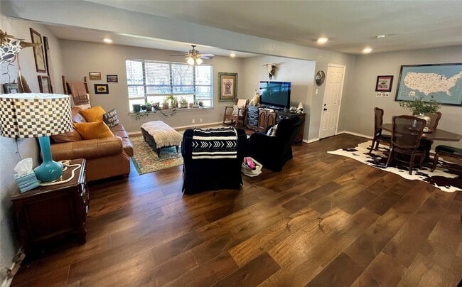 Building Photo - 715 North Ave