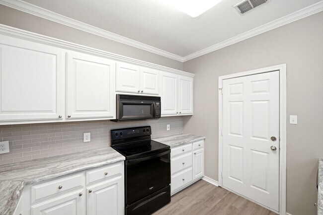 Building Photo - 1612 Culture Ln