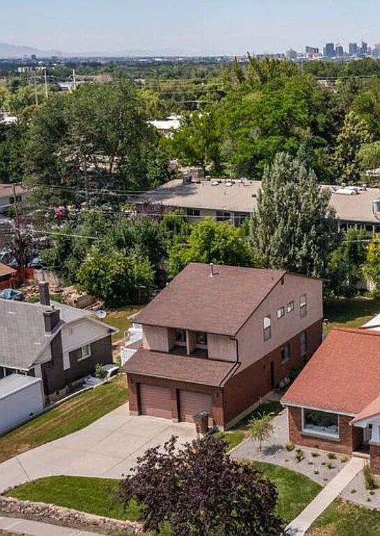 Building Photo - 1213 Charlton Ave