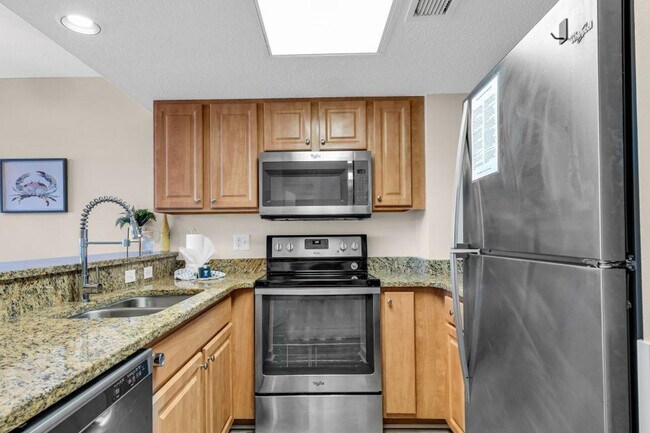 Building Photo - 1700 N Ocean Blvd