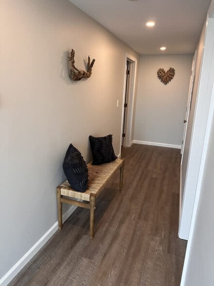 Building Photo - 301 Portsmouth Ave