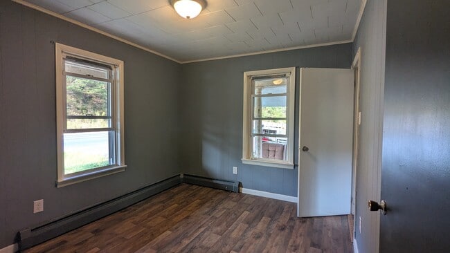 Building Photo - 10190 Licking Creek Rd