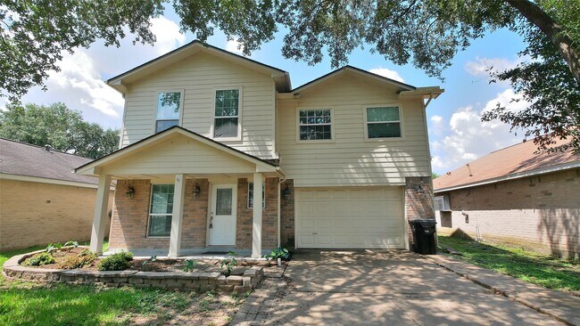 Primary Photo - 4315 Field Meadow Dr