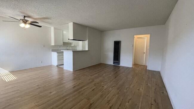 Interior Photo - 849
