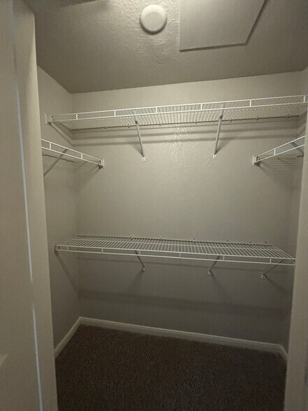 Building Photo - 1811 Medical Pkwy