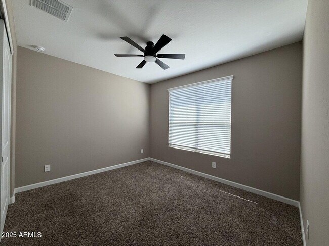 Building Photo - 38163 W Santa Monica Ave