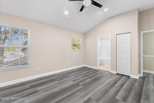 Building Photo - 452 Dutton Island Rd W