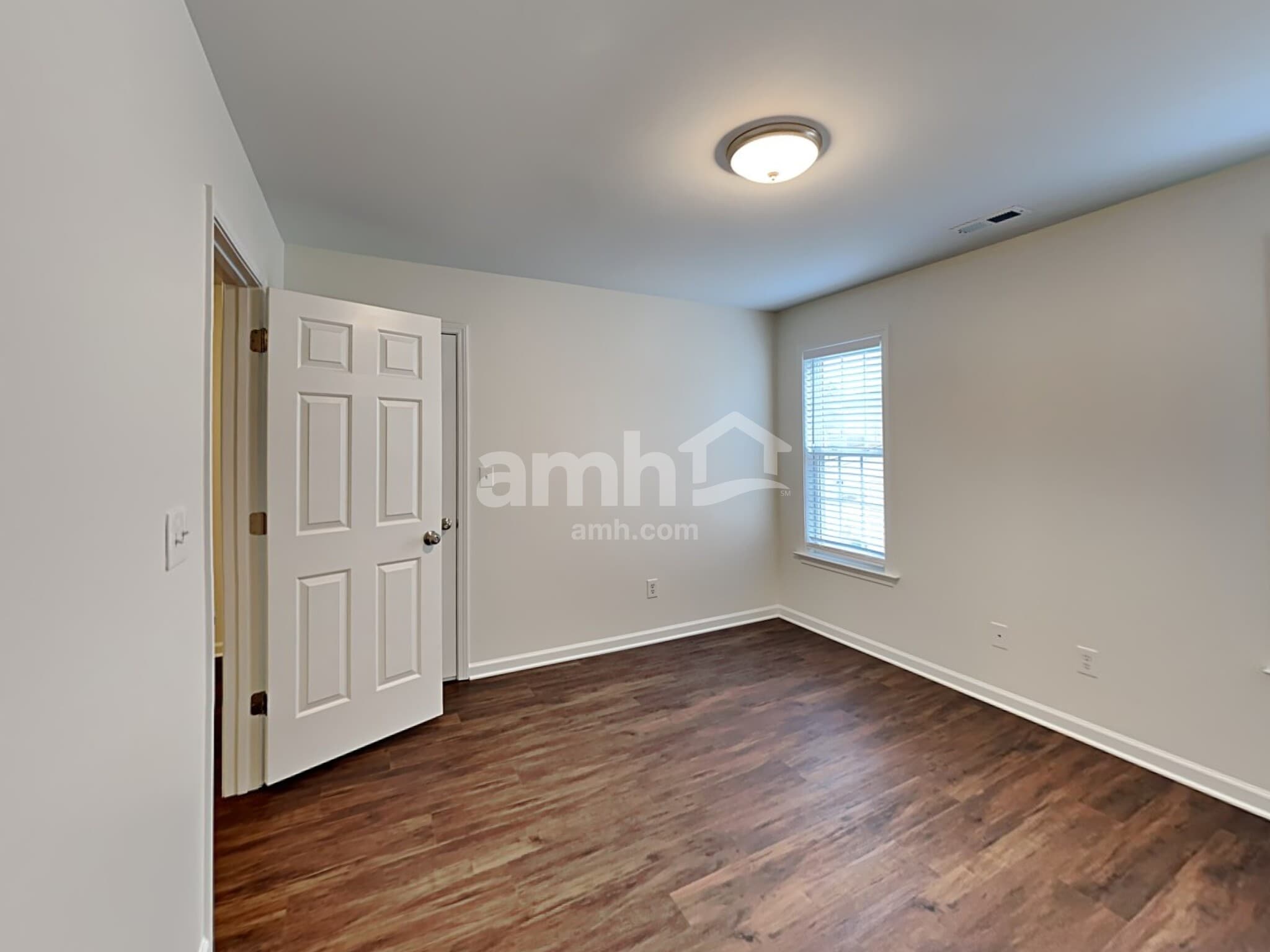 Building Photo - 821 Maurepas Dr