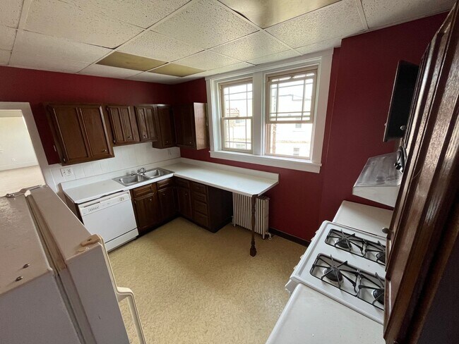 Building Photo - 1258 Illinois Ave
