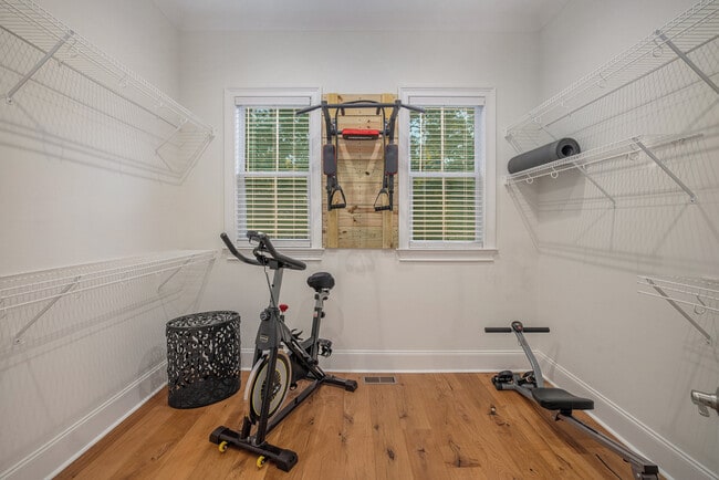 Building Photo - 133 McKelvey Pl