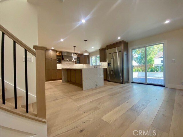 Building Photo - 3645 Vía Palomino