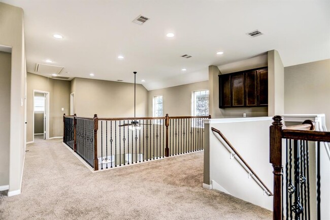 Building Photo - 9238 Solvista Pass Ln