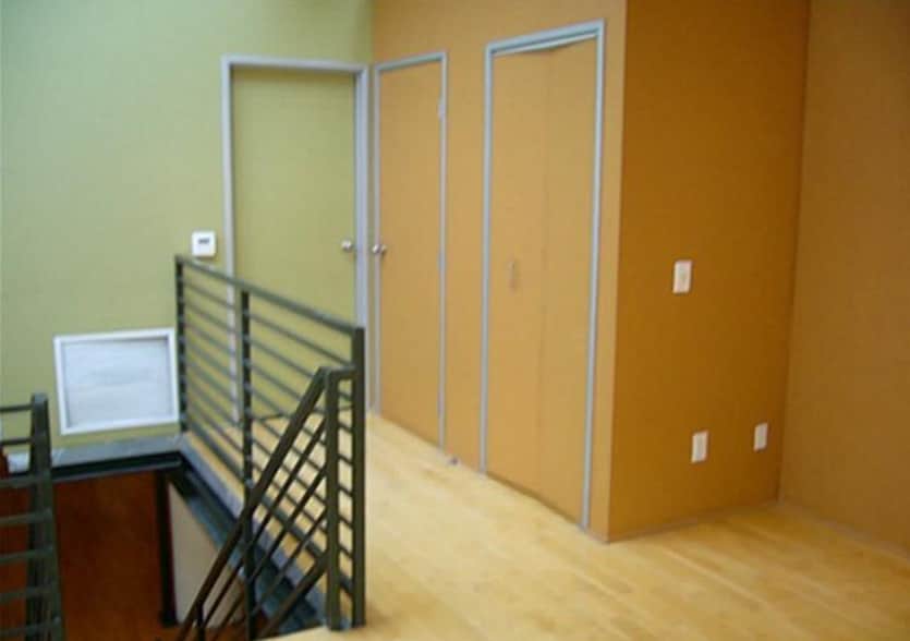 Building Photo - 420 S San Pedro St