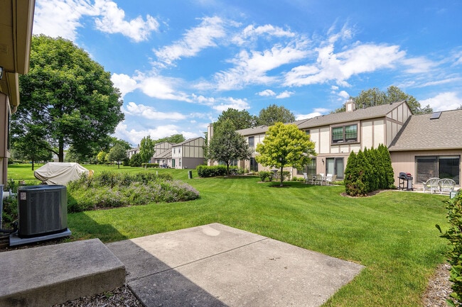 Building Photo - 4542 Topaz Dr