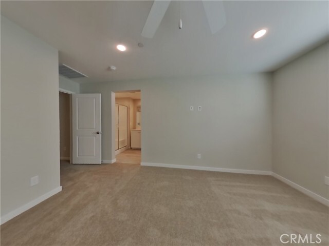 Building Photo - 31719 Willowood Way