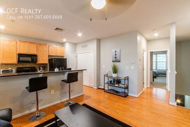 Building Photo - 3147 W Thompson St