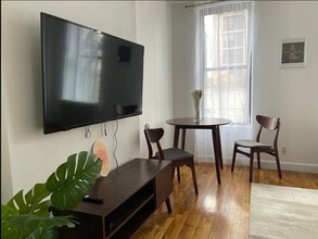 Building Photo - 410 E 60th St