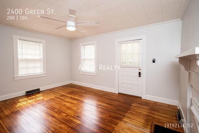 Building Photo - 2400 Green St