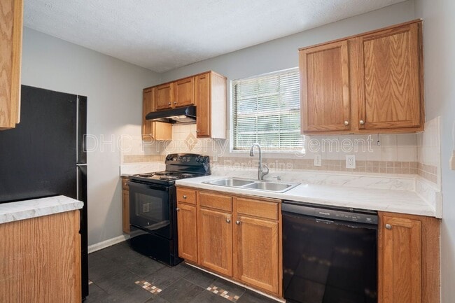 Building Photo - 4233 Viewpoint Ln