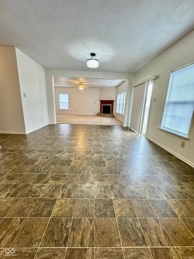 Building Photo - 606 Timeless Run