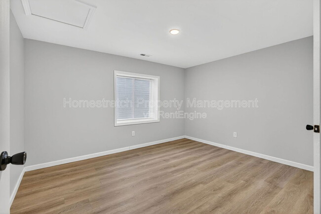 Building Photo - 1566 Sugar Grove Rd