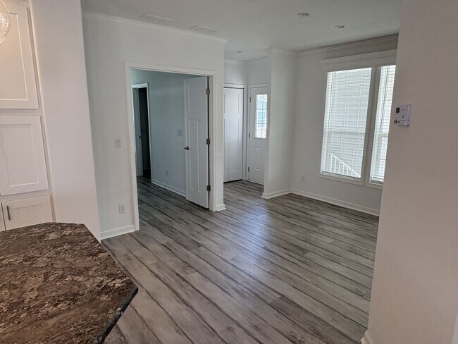Building Photo - 3093 SW 108th Pl