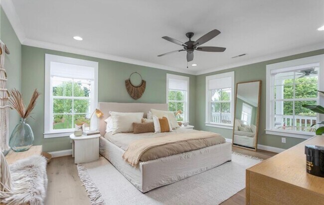 Building Photo - Modern 3-Bedroom, 3-Bath Home in Winston-Salem