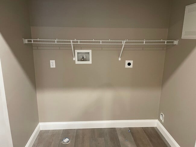 Building Photo - 1 Brattle St