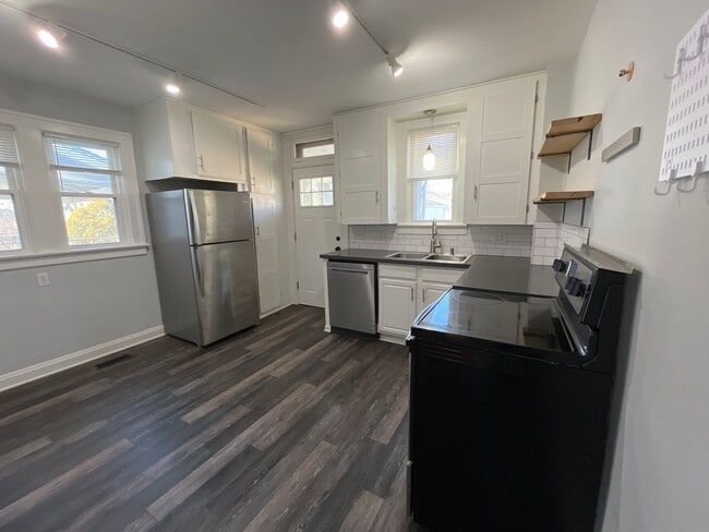 Building Photo - 268-270 Olentangy Street