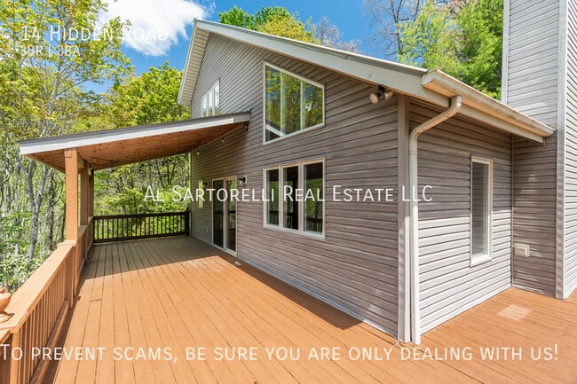 Building Photo - 14 Hidden Rd