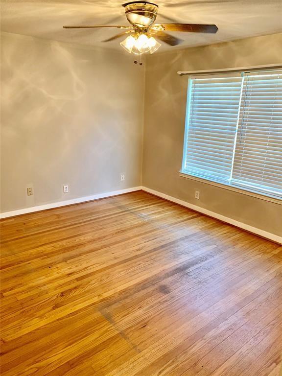 Building Photo - 8318 Highcrest Dr