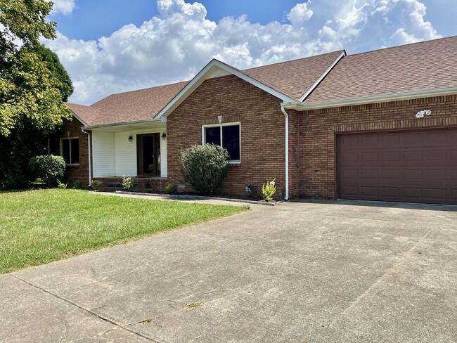 Building Photo - 2758 Shepherds Ct