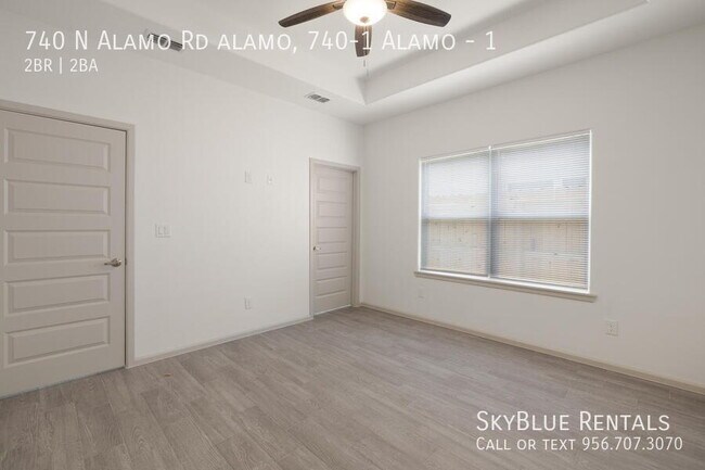 Building Photo - 740 N Alamo Rd