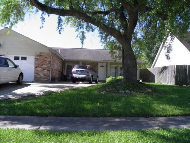 Primary Photo - 8827 Neff St