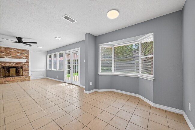 Building Photo - 6715 Greenvale Ln