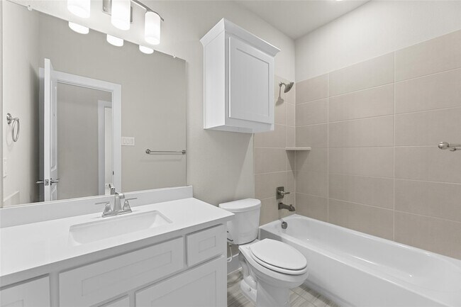 Building Photo - 3853 Solebay Ct