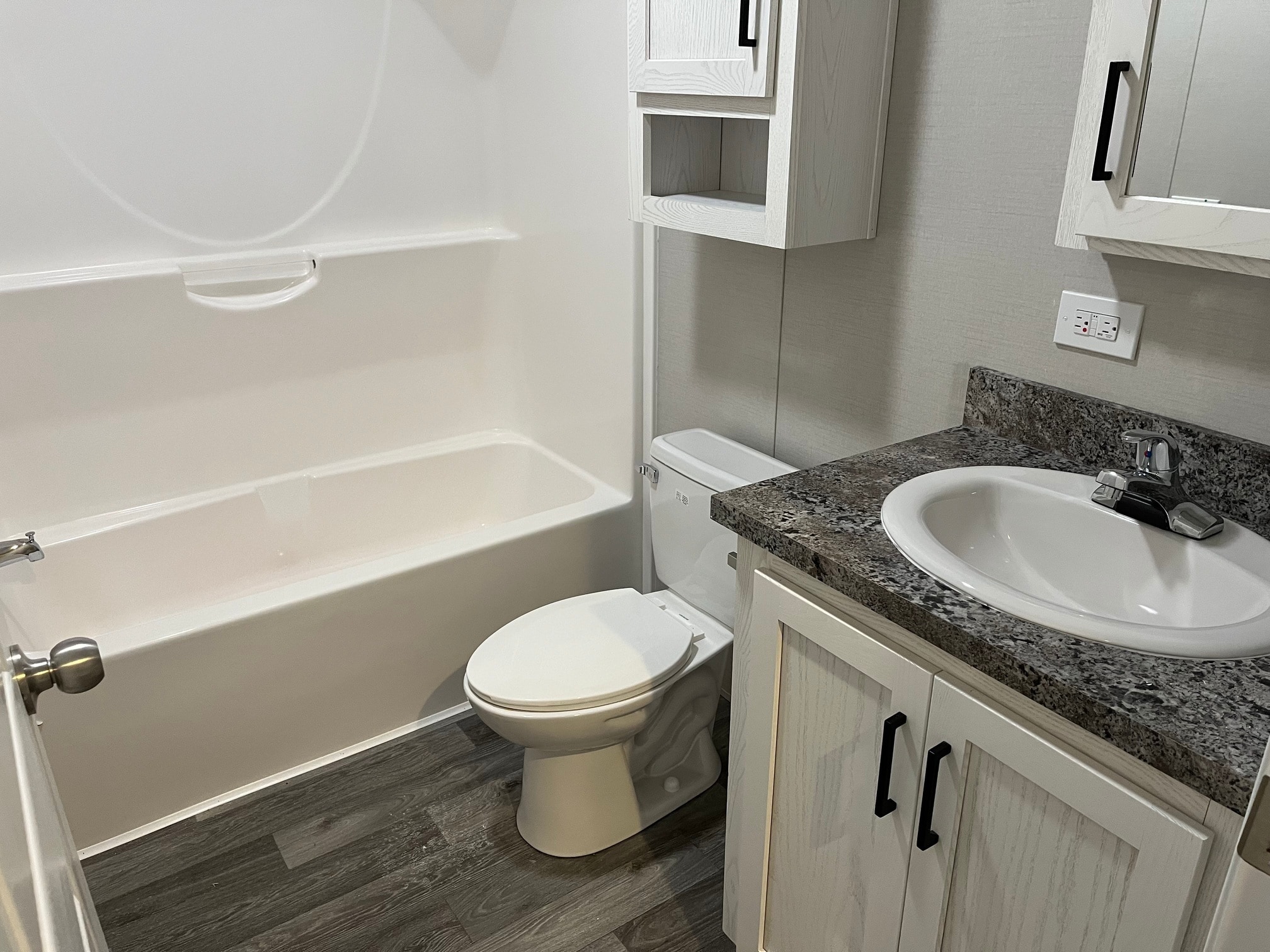 Building Photo - 6610 Lear Nagle Rd