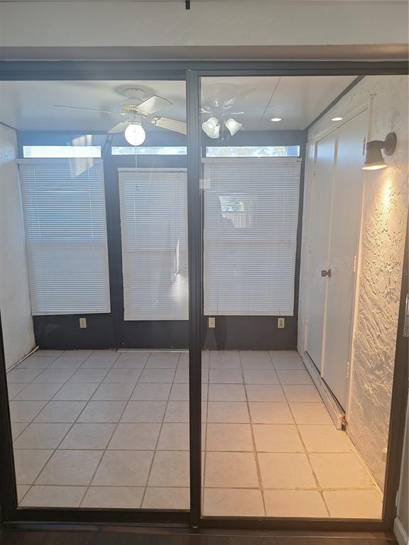 Building Photo - 3583 Whispering Oaks Ln