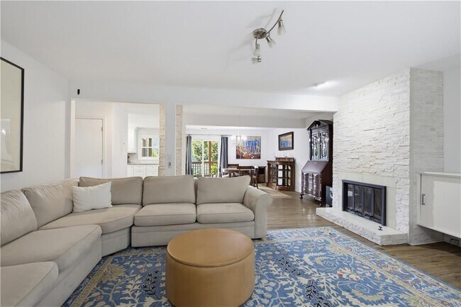Building Photo - 279 Quail Run