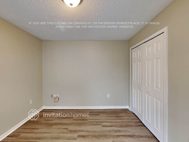 Building Photo - 16015 Buxley Ct