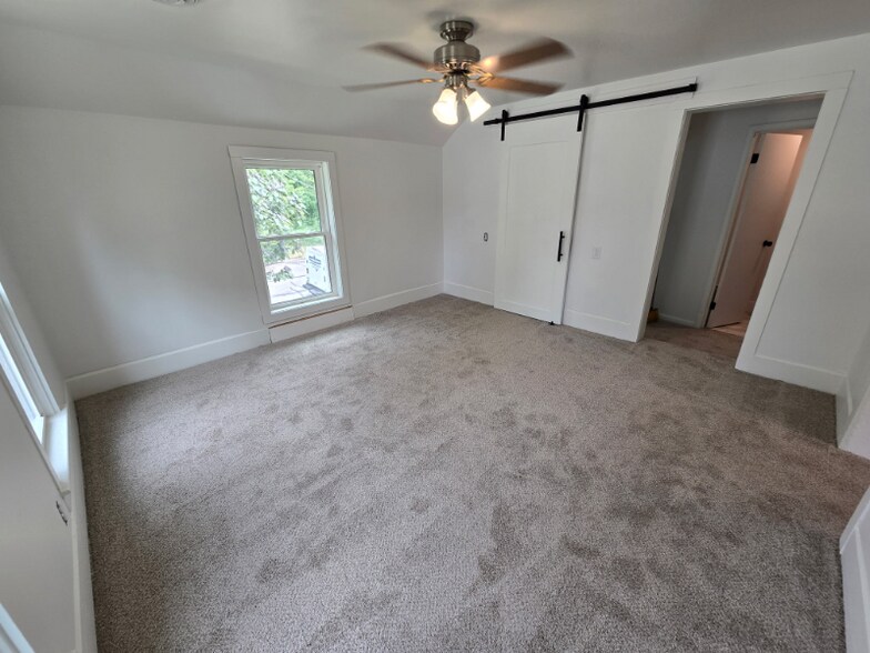 Building Photo - 540 Dunkirk Ave