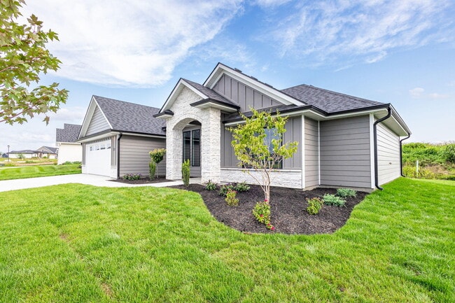 Building Photo - 4600 Chambers Bay Dr